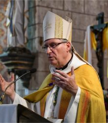 Bénédiction par Monseigneur Jordy